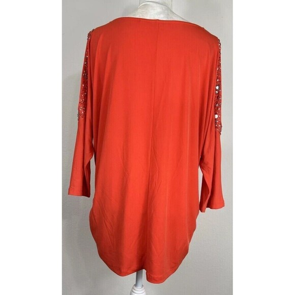 Susan Graver Liquid Knit Cold Shoulder Embellishment Blouse Plus Size 1X (18/20) - Picture 2 of 12